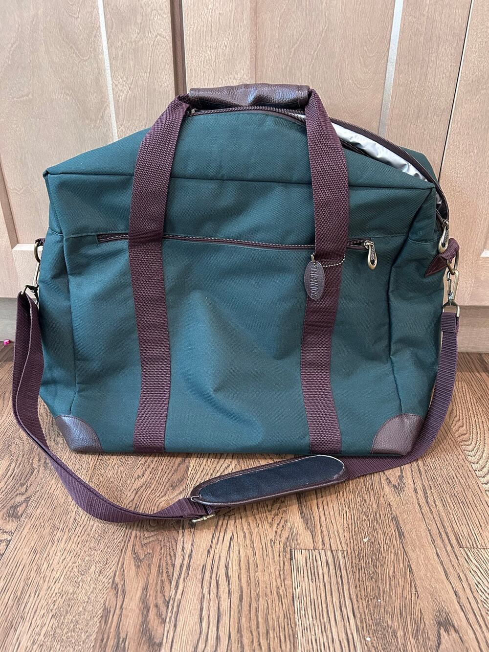 NWOT Thermos Canvas Insulated Cooler Bag Green Travel Tote Crossbody Duffle